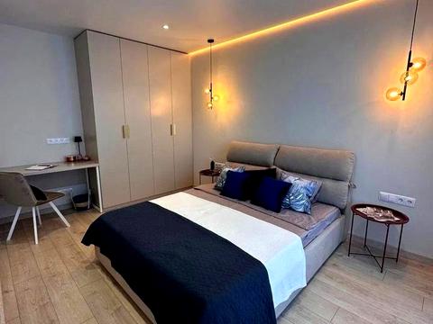 квартира за адресою Причальна вул., 14