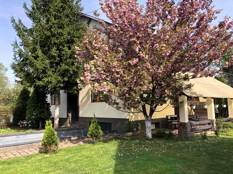 будинок за адресою Головна