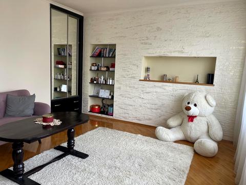 будинок за адресою Головна