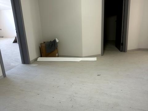 коммерческая по адресу Ужгородська, 7