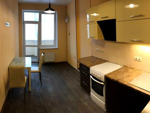 квартира за адресою Олексія Вадатурського вул. (Маршала Малиновського), 53-А