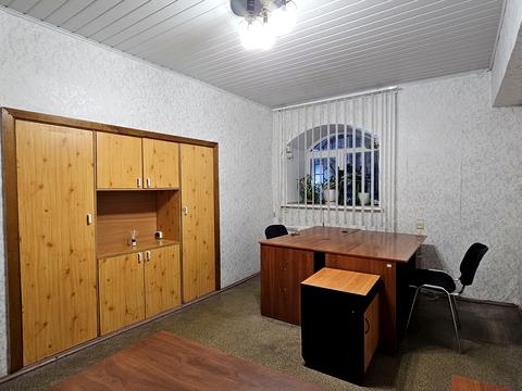 коммерческая по адресу Левка Лукʼяненка ул. (Василия Жуковского), 2є