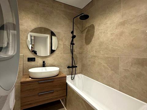 квартира за адресою Львів, Володимира Навроцького вул., 39