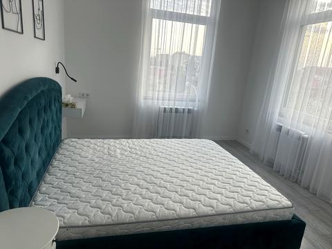 квартира за адресою Закарпатська вул., 21