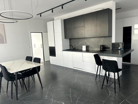 квартира за адресою Закарпатська вул., 21