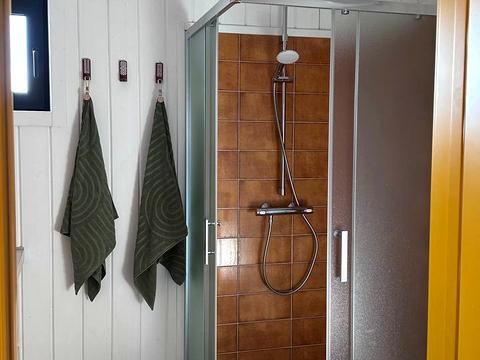 дом по адресу Набережна