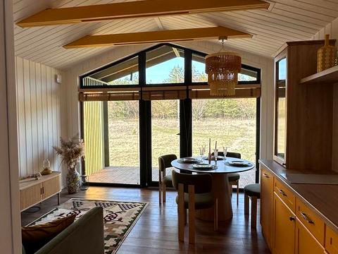 дом по адресу Набережна