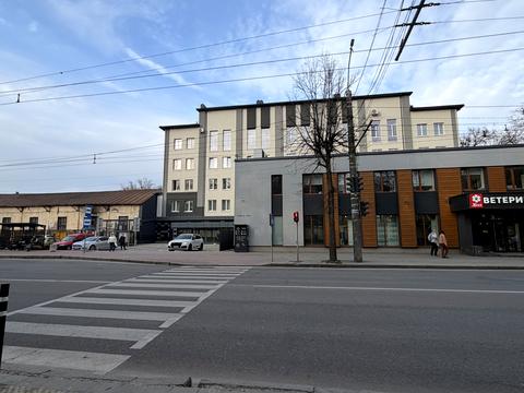 комерційна за адресою Соборна вул., 364а