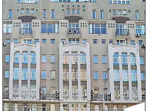 комерційна за адресою Саксаганського вул., 123