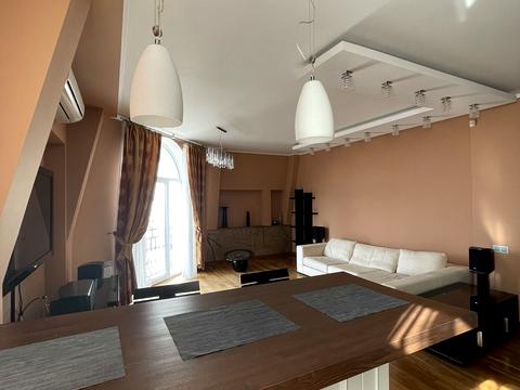 квартира за адресою Лабораторна вул., 8