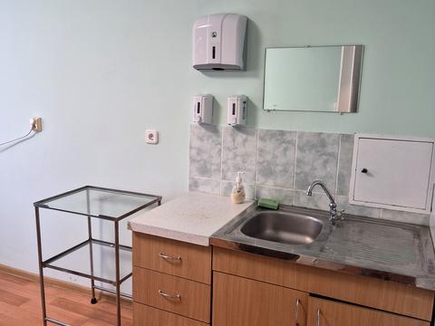 комерційна за адресою Тараса Шевченка просп. (Карла Маркса), 11