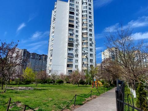 квартира за адресою Петра Григоренка просп., 15