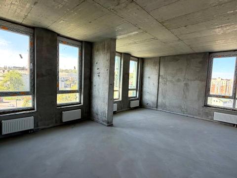 квартира за адресою Космічна вул., 5