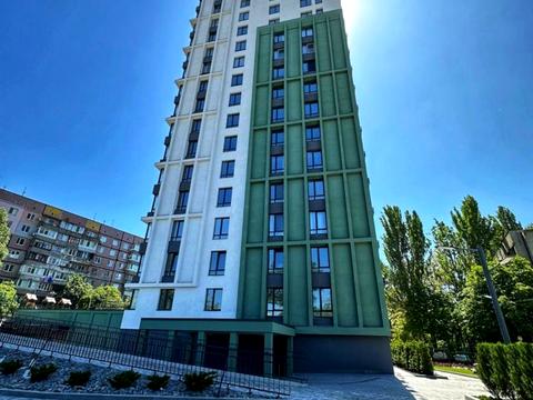 квартира за адресою Космічна вул., 5