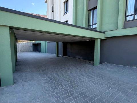 квартира за адресою Космічна вул., 5