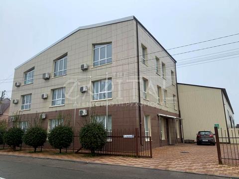 комерційна за адресою Польова вул., 50