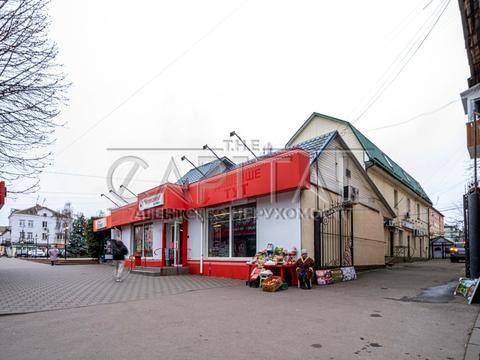 комерційна за адресою Ломоносова, 1