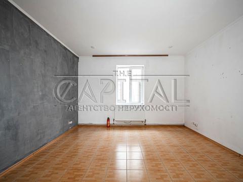 комерційна за адресою Ломоносова, 1