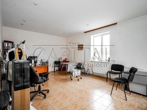 комерційна за адресою Ломоносова, 1