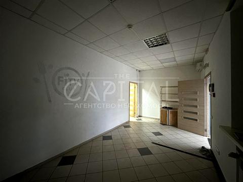 комерційна за адресою Печенізька вул., 10