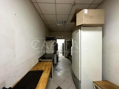 комерційна за адресою Печенізька вул., 10