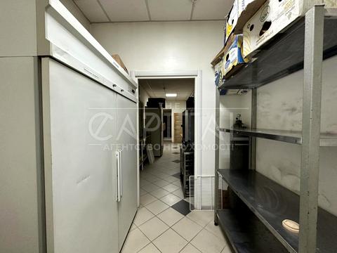 комерційна за адресою Печенізька вул., 10