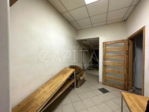 комерційна за адресою Печенізька вул., 10