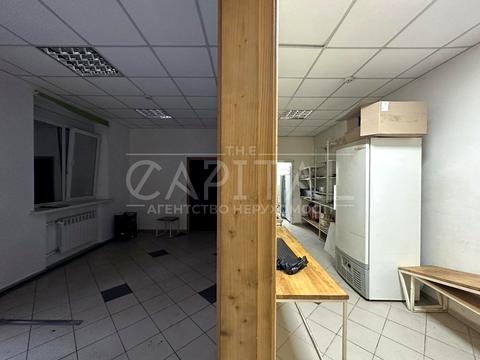 комерційна за адресою Печенізька вул., 10
