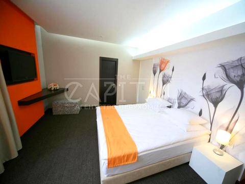 комерційна за адресою Ярослава Мудрого вул., 15