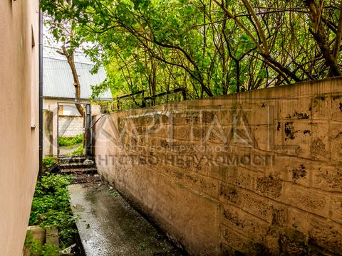 коммерческая по адресу Гайдамацька ул. (Волзька), 1
