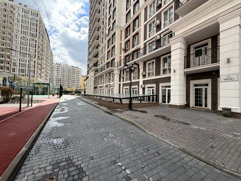 комерційна за адресою Михайла Максимовича вул. (Онуфрія Трутенка), 26-В