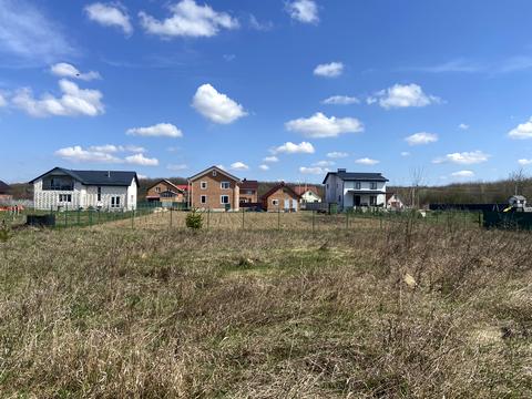 участок по адресу Нова