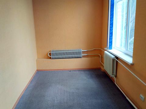 комерційна за адресою Батумська вул., 11