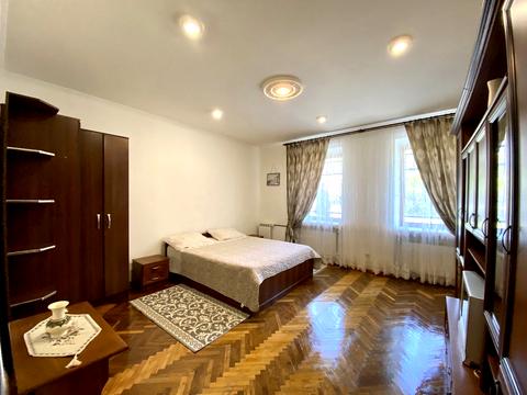 квартира за адресою Богдана Котика вул., 1