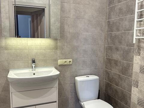 квартира за адресою Олександра Олеся вул., 2-А