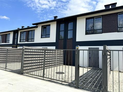 будинок за адресою Леонтовича вул.