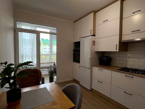 квартира по адресу Героїв Крут ул., 3