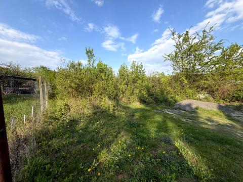 участок по адресу Стріт 15