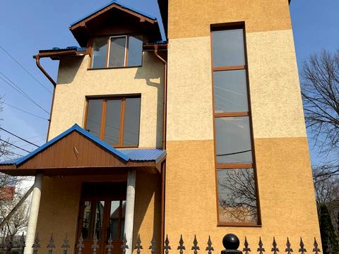 коммерческая по адресу Рокосівська, 3