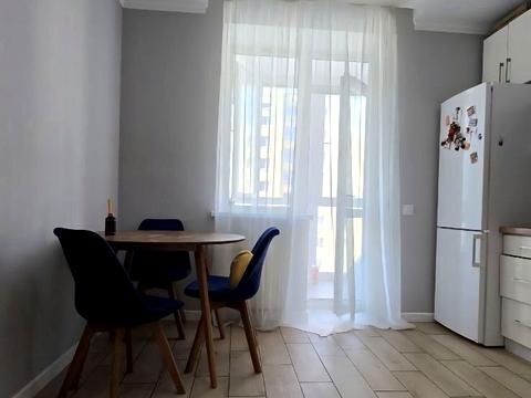 квартира за адресою Роксоляни вул., 43а