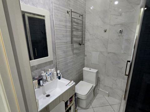 квартира за адресою Роксоляни вул., 43а