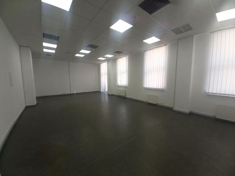 комерційна за адресою Кельнський бульв. (Катеринославський), 1