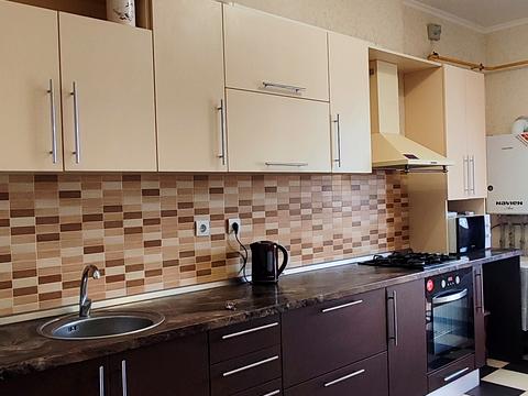 квартира за адресою Виставкова