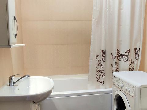 квартира за адресою Виставкова