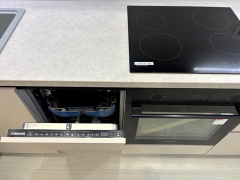 квартира по адресу Виктора Некрасова ул. (Північно-Сирецька), 6