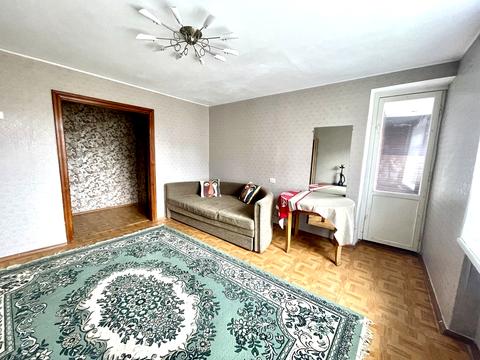 квартира за адресою Космонавтів вул., 152