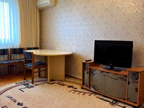 квартира за адресою Ахсарова вул., 15