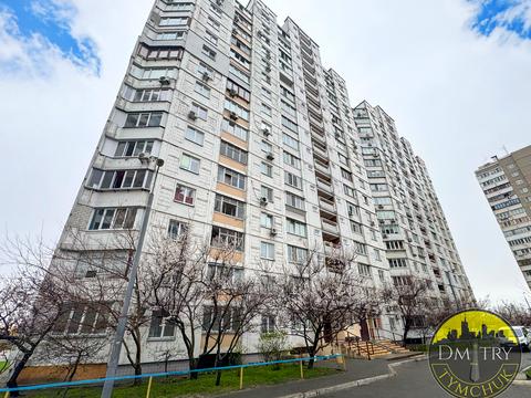 квартира за адресою Рональда Рейгана вул., 42