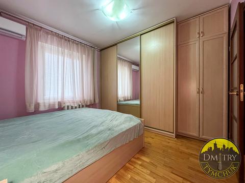 квартира за адресою Рональда Рейгана вул., 42