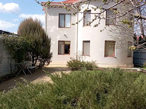 будинок за адресою Атаманюка вул.